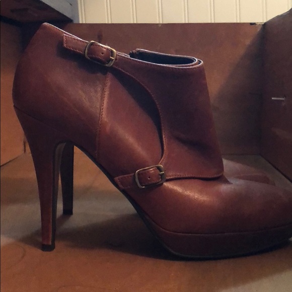 Brown leather j crew heel bootie - Picture 2 of 3